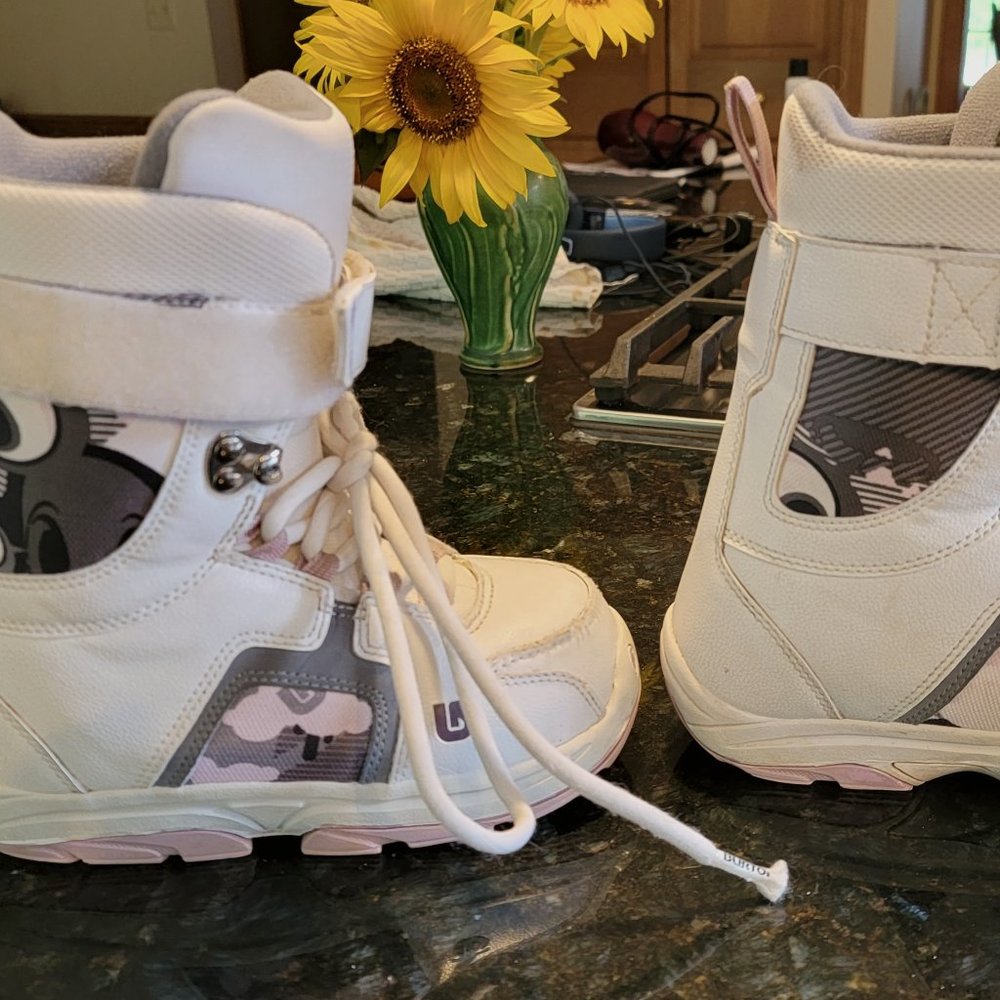 Burton Girl's Snowboard Boots, Size 3